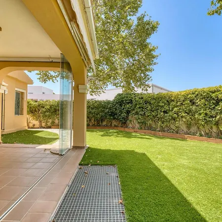 Holiday home 3068 Luxury Family Townhouse In Elviria,